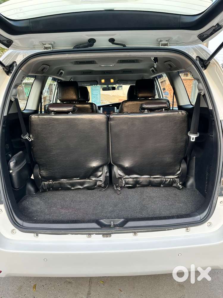 Toyota Innova Crysta 2.4 Gx Limited Edition At 7 Str, 2021, Diesel