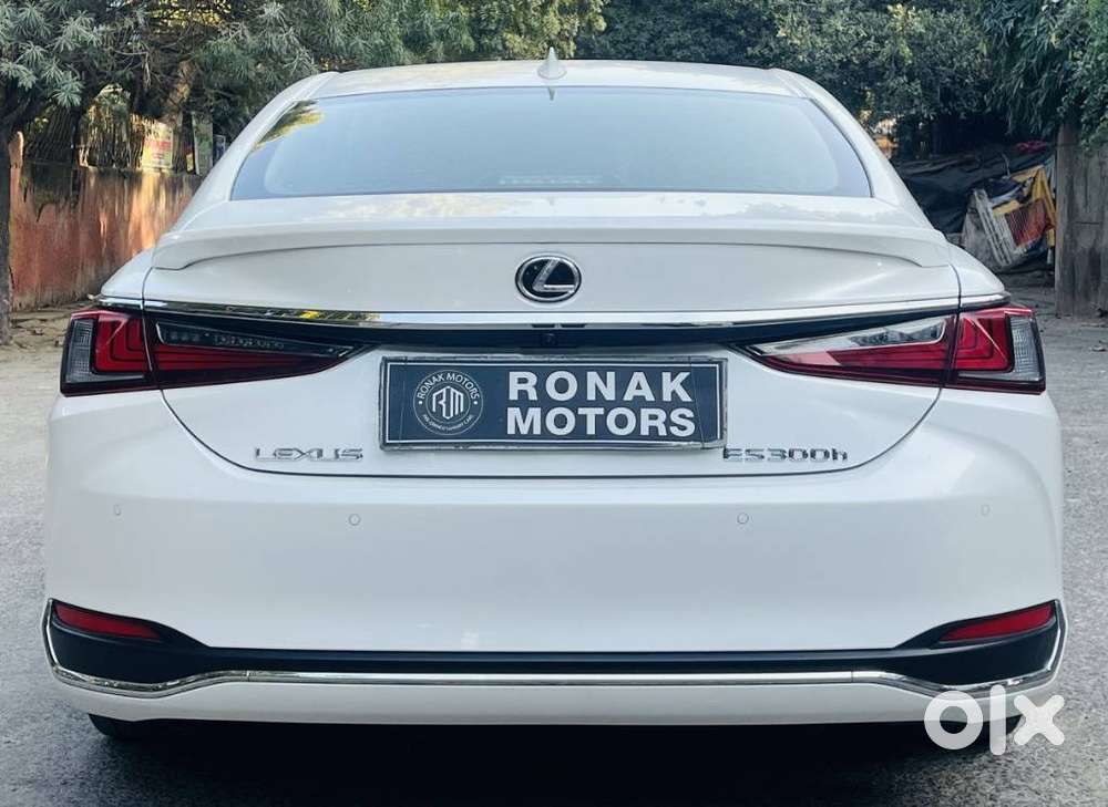 Lexus Es 300h Luxury, 2025, Petrol