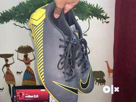 Olx nike store football shoes