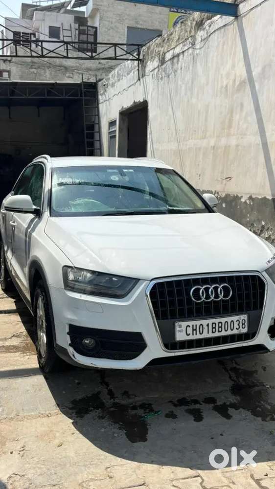 Audi Q3 2015 Diesel 120000 Km Driven