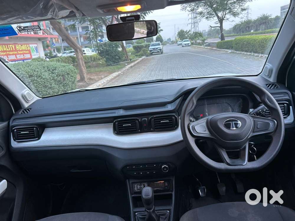 Tata Punch Pure, 2025, Petrol