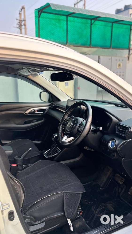 Maruti Suzuki Grand Vitara 1.5 Zeta Plus Intelligent Hybrid Ecvt, 20..