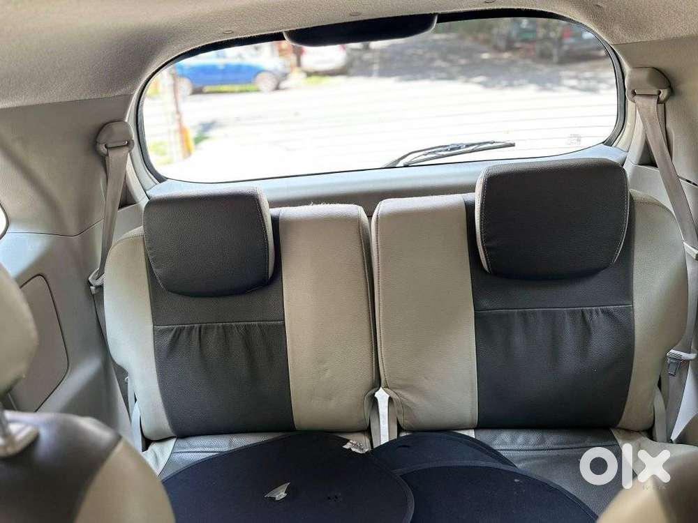 Toyota Innova 2.5 Zx 7 Str Bs-iv, 2013, Diesel