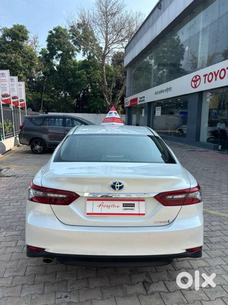 Toyota Camry 2.5 Hybrid, 2024, Petrol