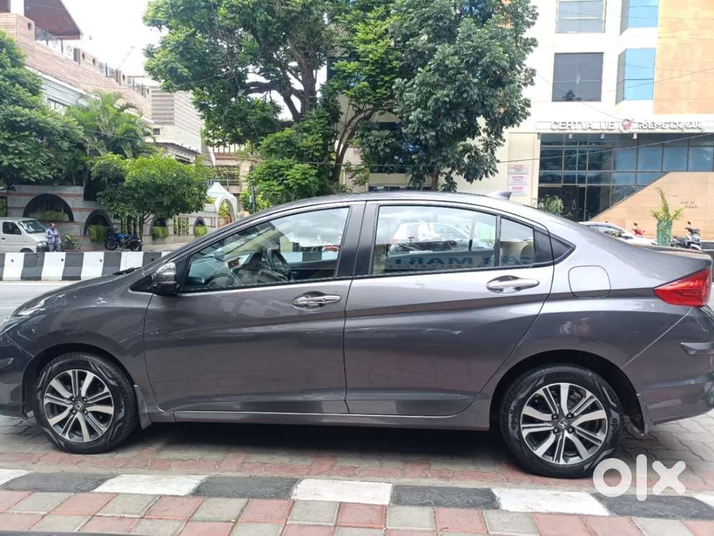 Honda City 1.5 V 5th Gen I-vtec Mt, 2017, Petrol