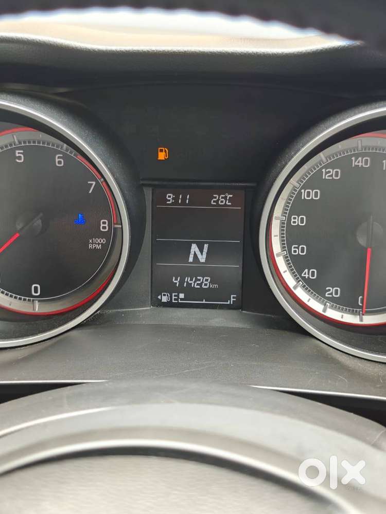 Maruti Suzuki Swift Vxi Amt (2022) — Single Owner  Warranty Till 2027