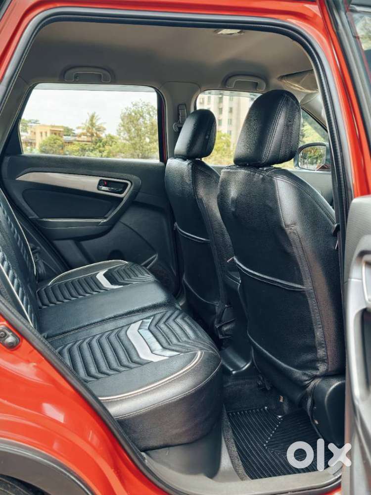 Maruti Suzuki Brezza Zdi+ Dual Tone, 2017, Diesel