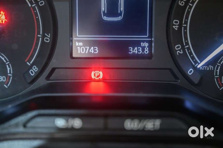 Skoda Kushaq 1.0 Tsi Ambition At, 2024, Petrol