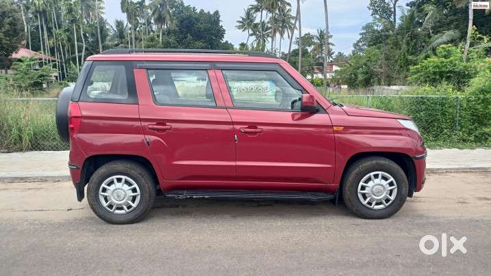 Mahindra Tuv 300 T8, 2016, Diesel