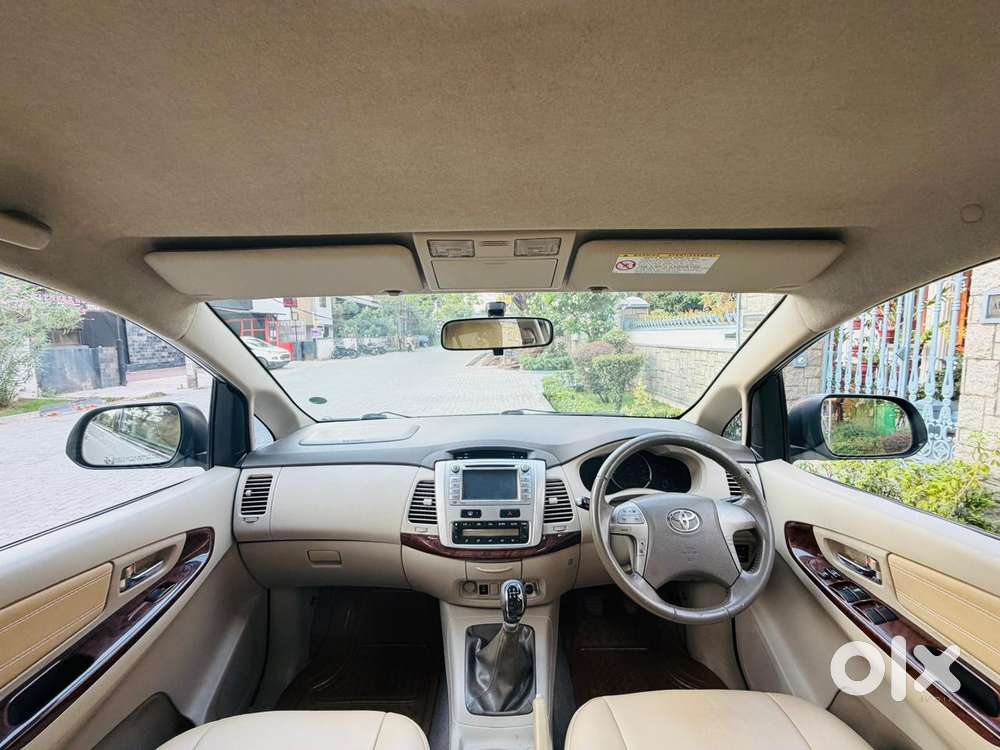 Toyota Innova 2.5 V 7 Str, 2012, Diesel