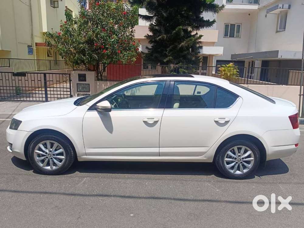 Skoda Octavia 2013-2017 Style Plus 1.8 Tsi At, 2016, Petrol