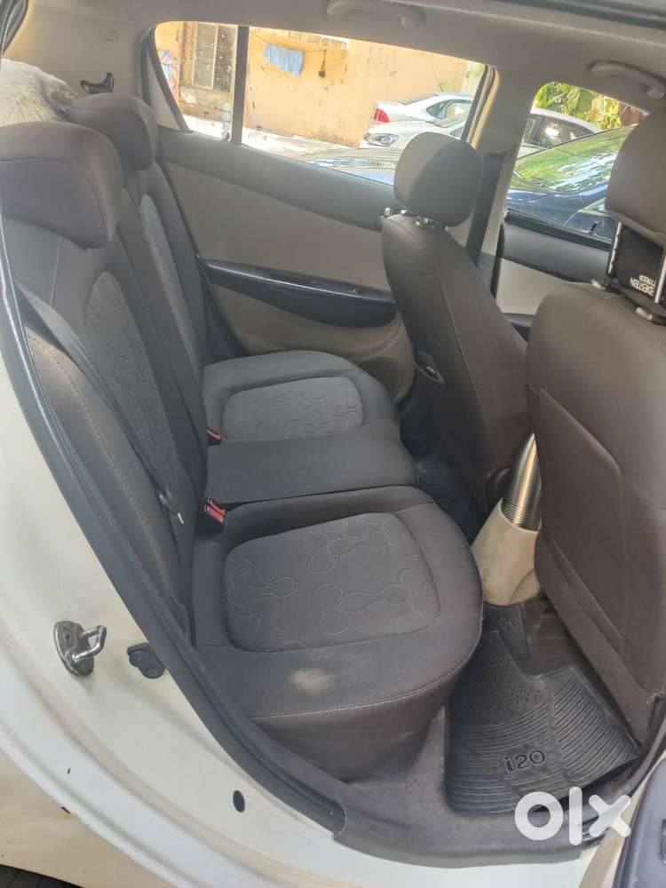 Hyundai I20 2011 Cng & Petrol Good Condition