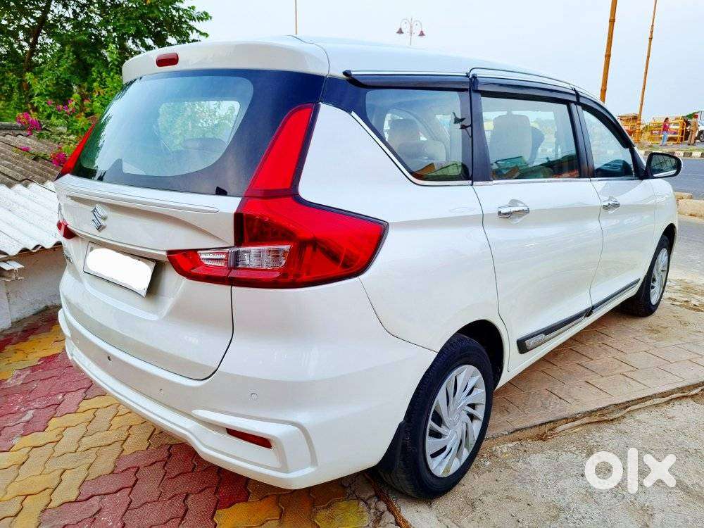 Maruti Suzuki Ertiga Vxi Cng, 2023, Petrol