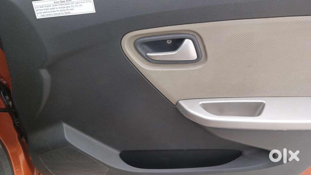 Maruti Suzuki Alto K10 Vxi Amt, 2016, Petrol