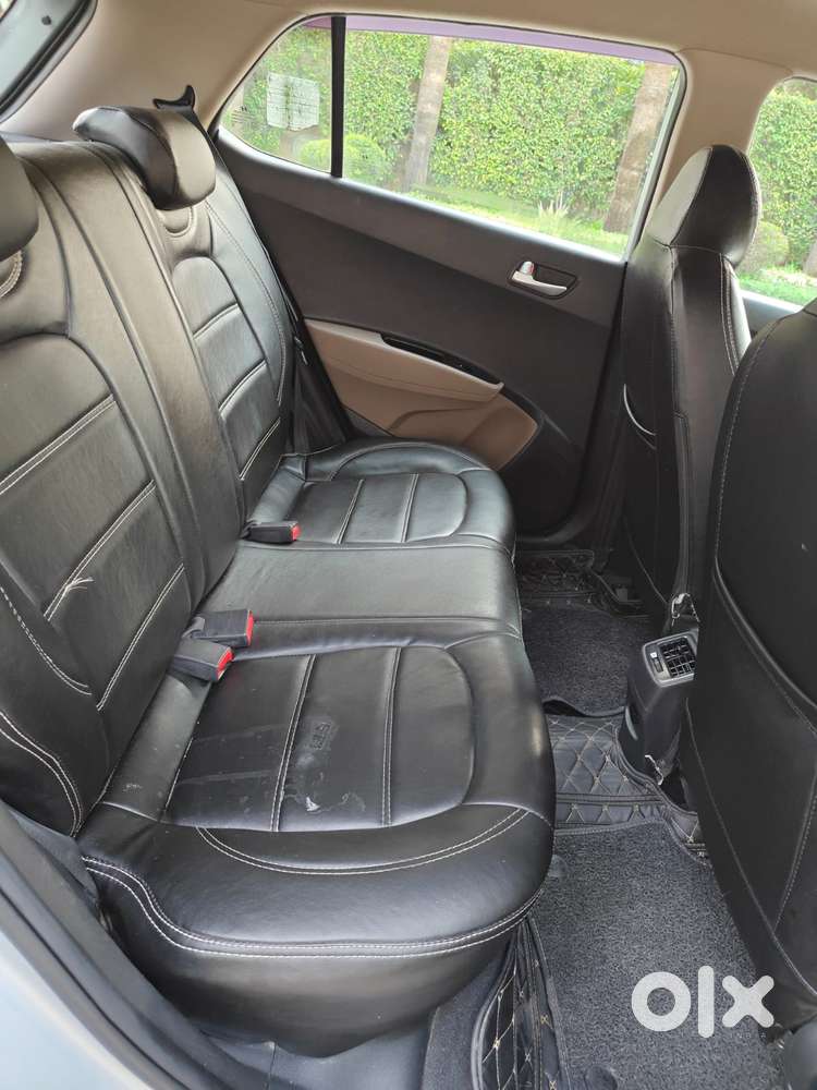Maruti Suzuki Brezza 1.5 Zxi Plus Smart Hybrid, 2022, Petrol