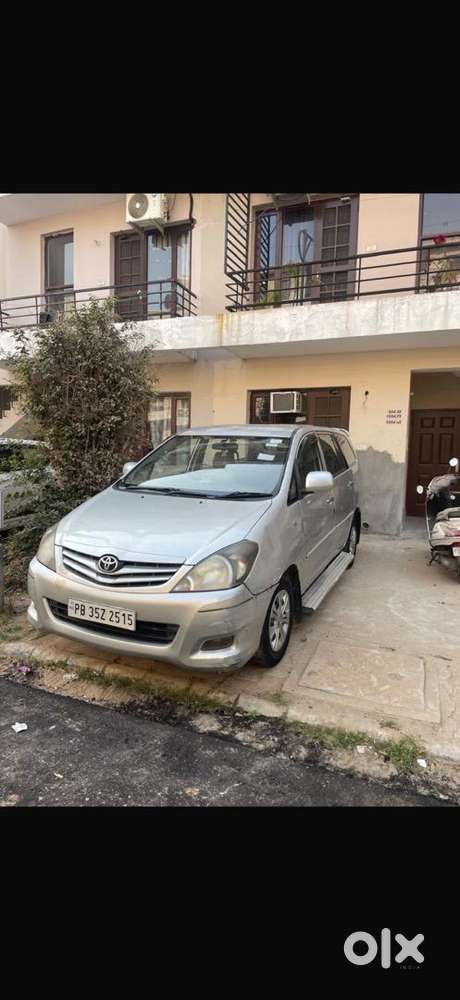 Toyota Innova 2006