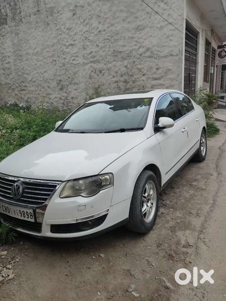 Volkswagen Passat 2010 Diesel 107000 Km Driven Passing 2030