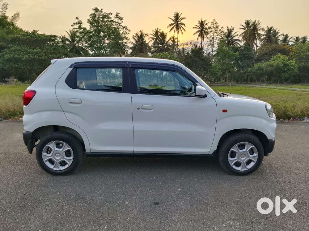 Maruti Suzuki S-presso Vxi Opt, 2024, Petrol