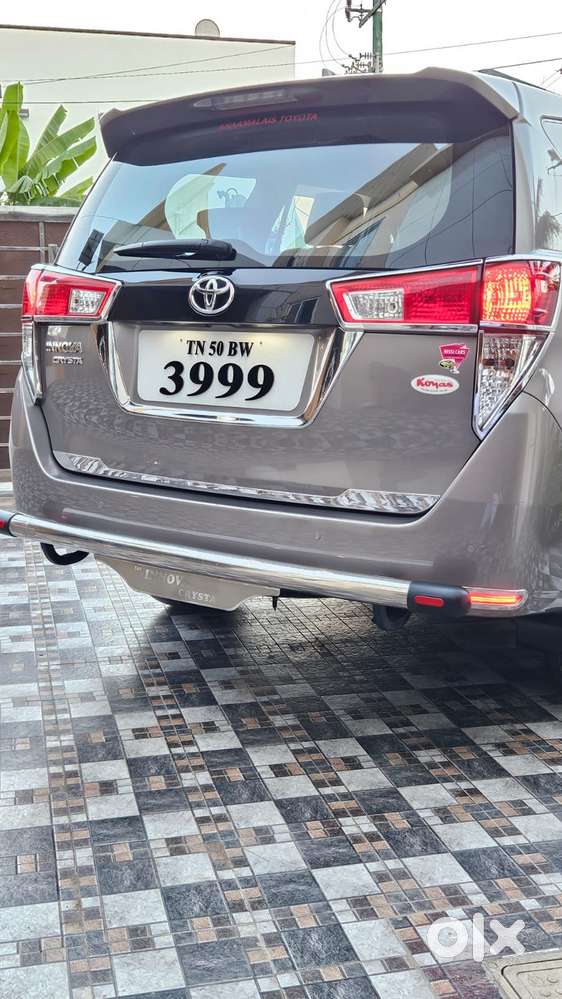 Toyota Innova Crysta 2.4 G Plus Mt 7 Str, 2023, Diesel