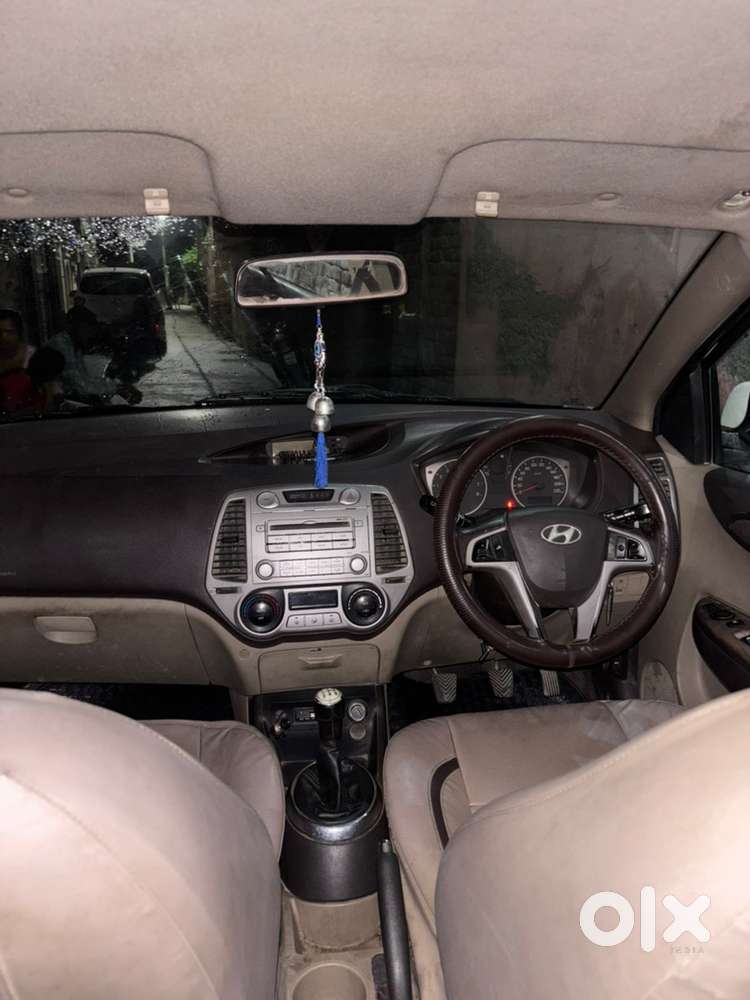 Hyundai I20 Petrol Manual 2011