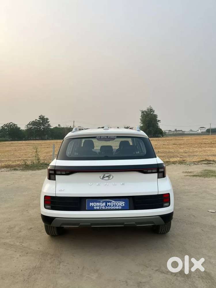 Hyundai Venue Sx, 2024, Petrol