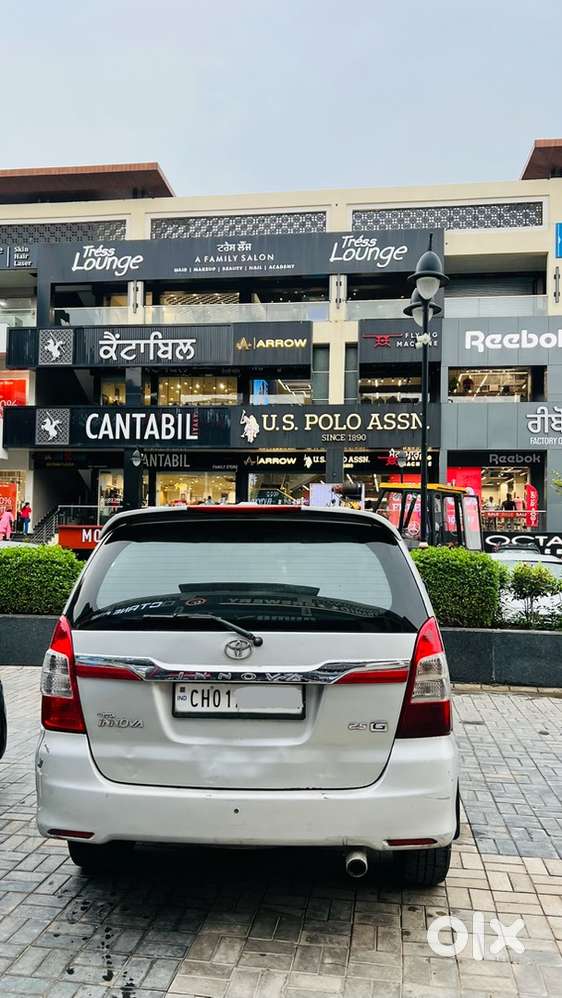 Toyota Innova 2.5 Diesel 2011 Dec