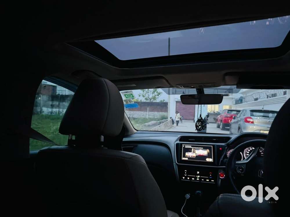 Honda City Zx 2017 Petrol Well Maintained