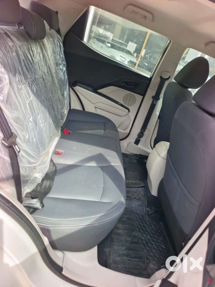 Mahindra Xuv300 W6, 2019, Petrol