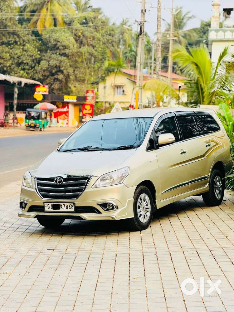 Toyota Innova 2.5 G (diesel) 8 Seater, 2013, Diesel