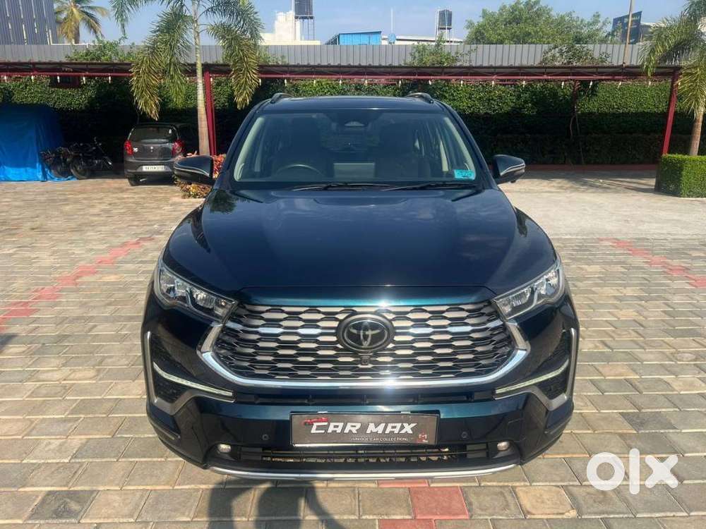 Toyota Innova Hycross 2.0 Zx (o) Hybrid 7 Str, 2023, Petrol