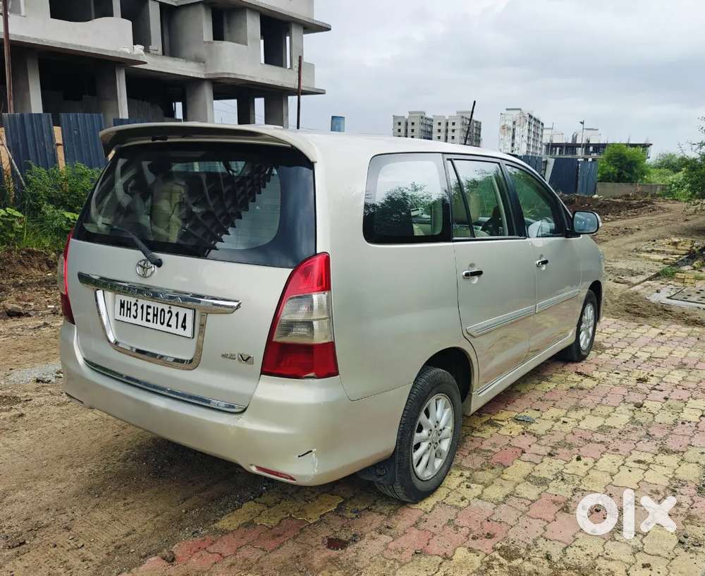 Toyota Innova 2.5 Vx 2012