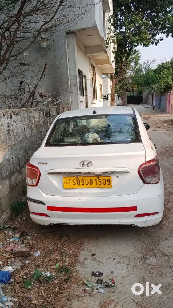 Hyundai Xcent Crdi Base 2016 Car
