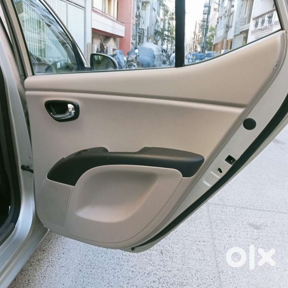 Hyundai I10 Sportz 1.2 Automatic Kappa2, 2012, Petrol