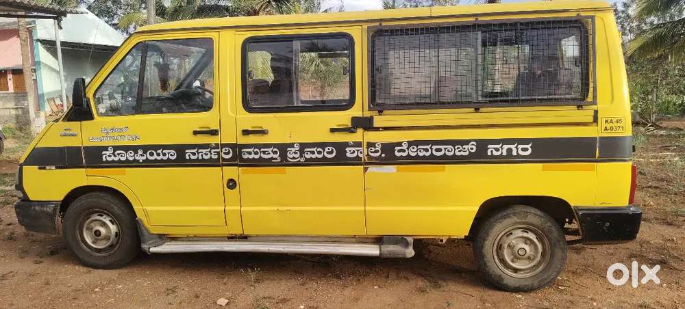 Tata Winger 2016 Diesel 110000 Km Driven