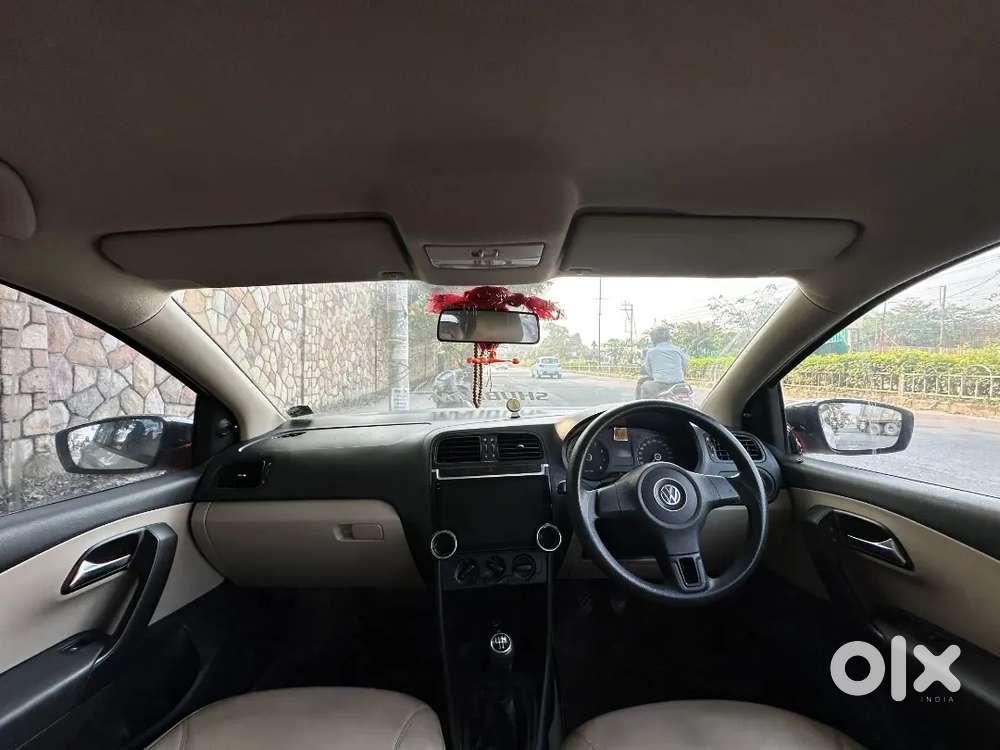 Volkswagen Polo Petrol 2011