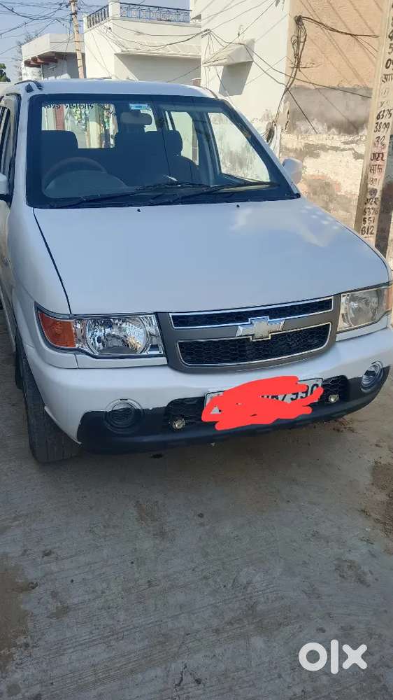 Chevrolet Tavera Neo 2015