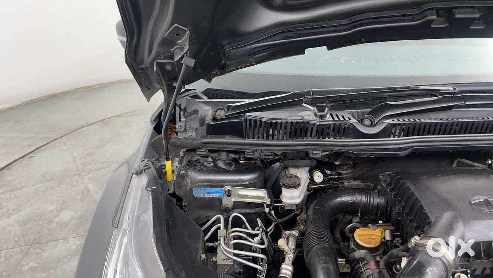 Tata Nexon 1.2 Revotron Xz Plus (s), 2023, Petrol