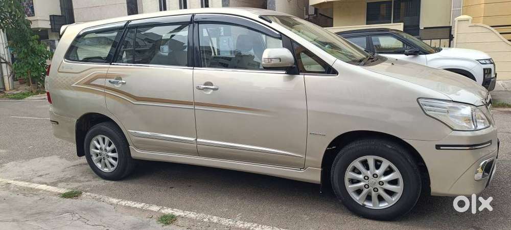 Toyota Innova 2.5 V 7 Str, 2015, Diesel