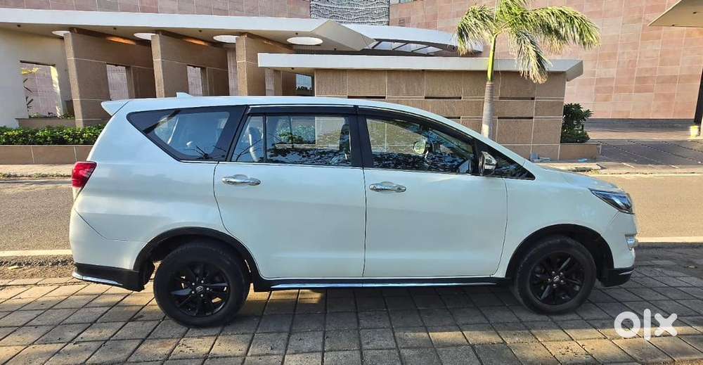 Toyota Innova Crysta 2017