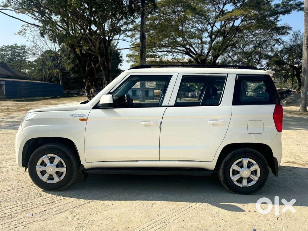 Mahindra Tuv 300