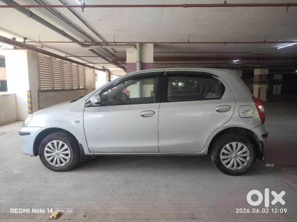 Toyota Etios Liva 1.2 G, 2013, Petrol