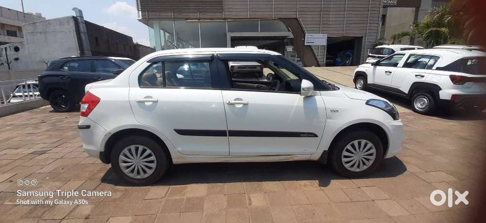 Maruti Suzuki Dzire 1.2 Vxi, 2016, Petrol