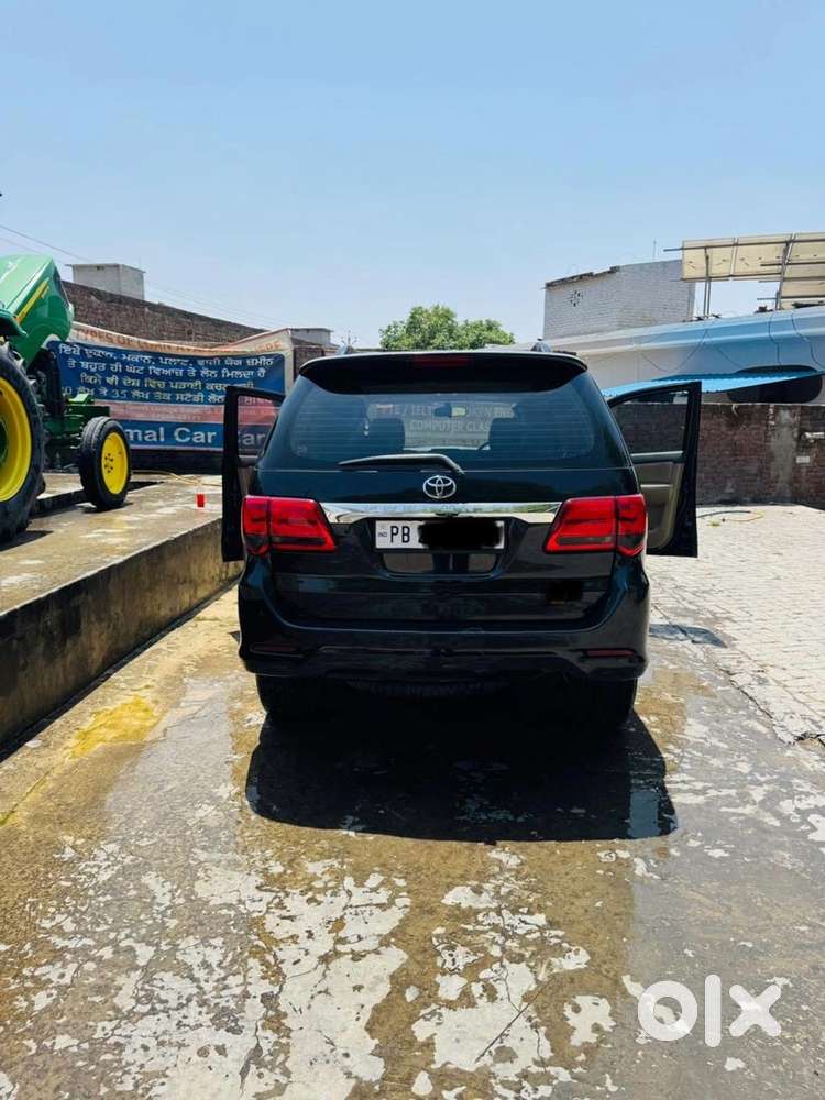 Toyota Fortuner 2012 Diesel Automatic
