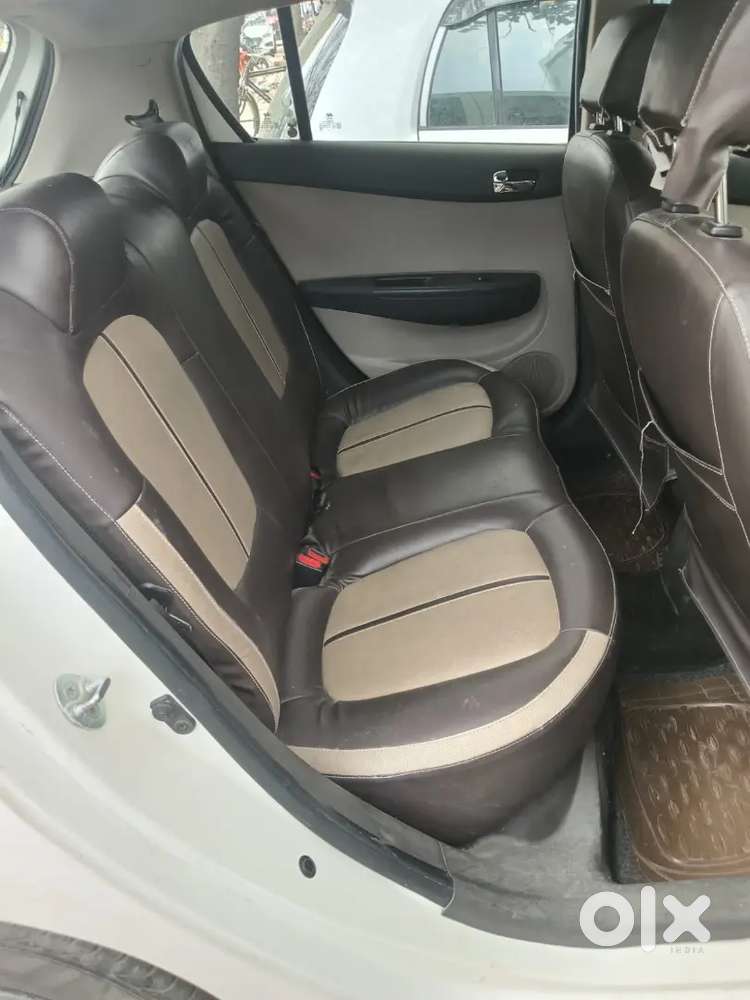 Hyundai I20 Petrol Well Maintained With Both Original Keys Available