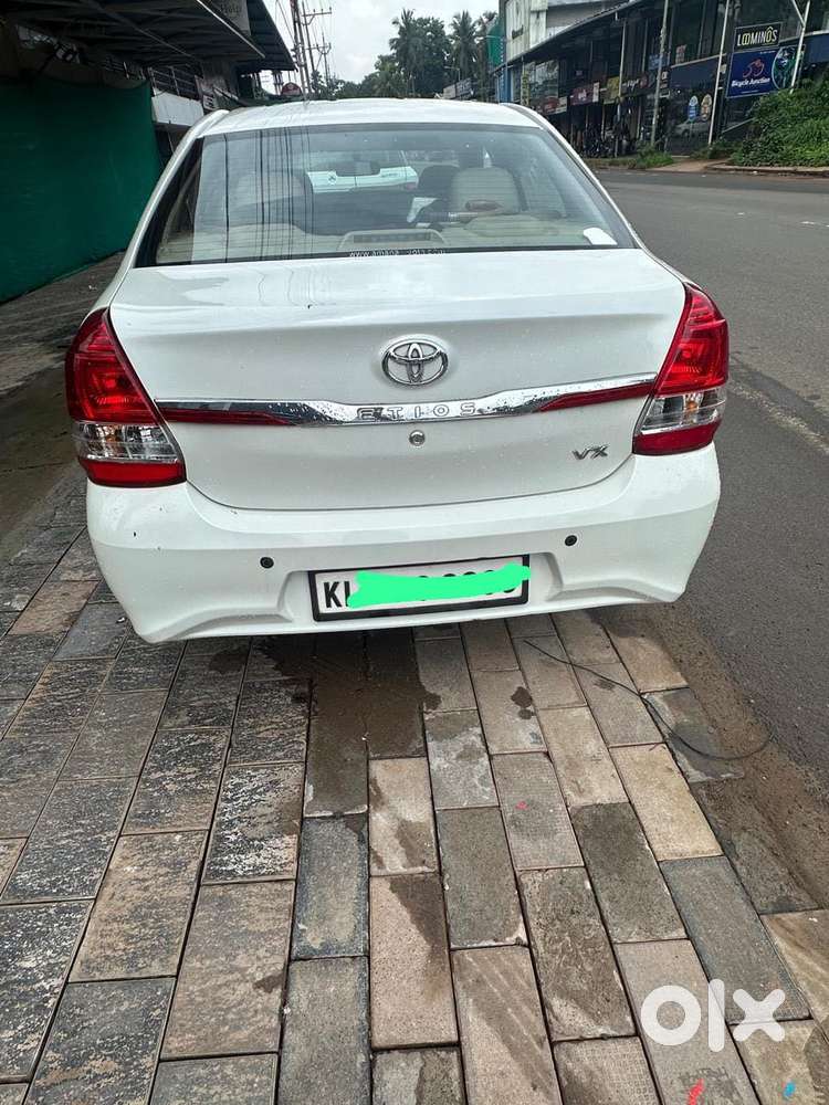 Toyota Etios Vx Limited Edition, 2017, Petrol