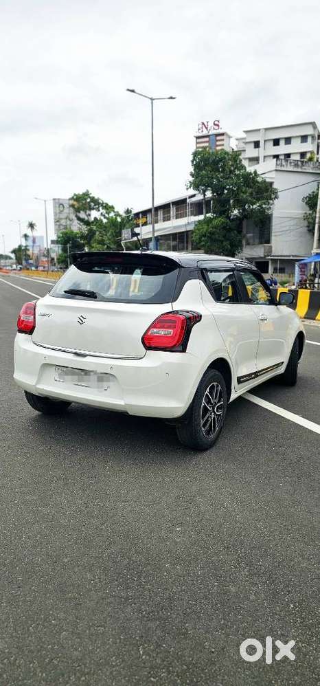 Maruti Suzuki Swift Zxi Plus Amt Dual Tone, 2023, Petrol