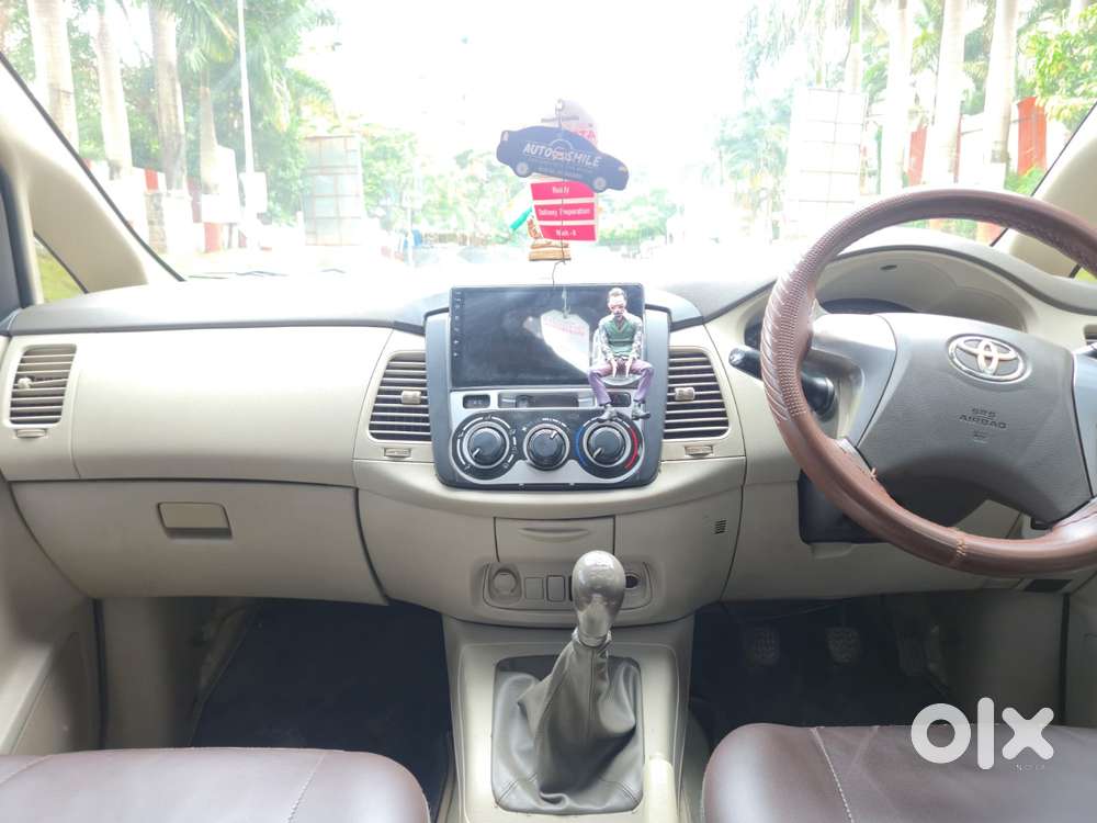 Toyota Innova 2.5 Gx (diesel) 7 Seater Bs Iv, 2014, Diesel