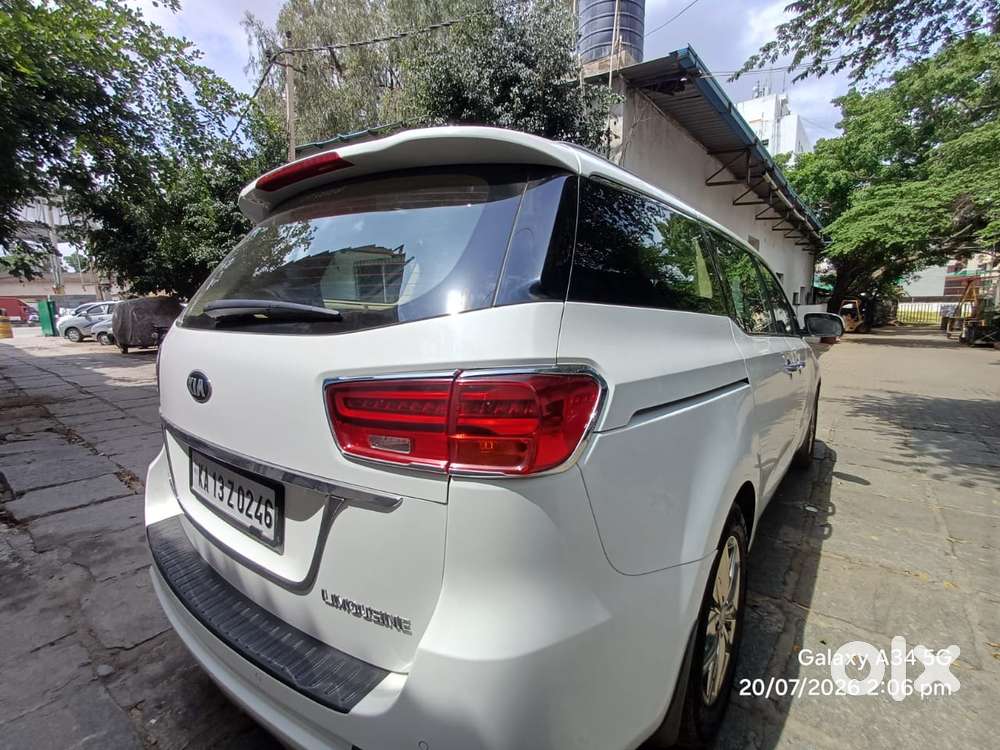 Kia Carnival Limousine, 2020