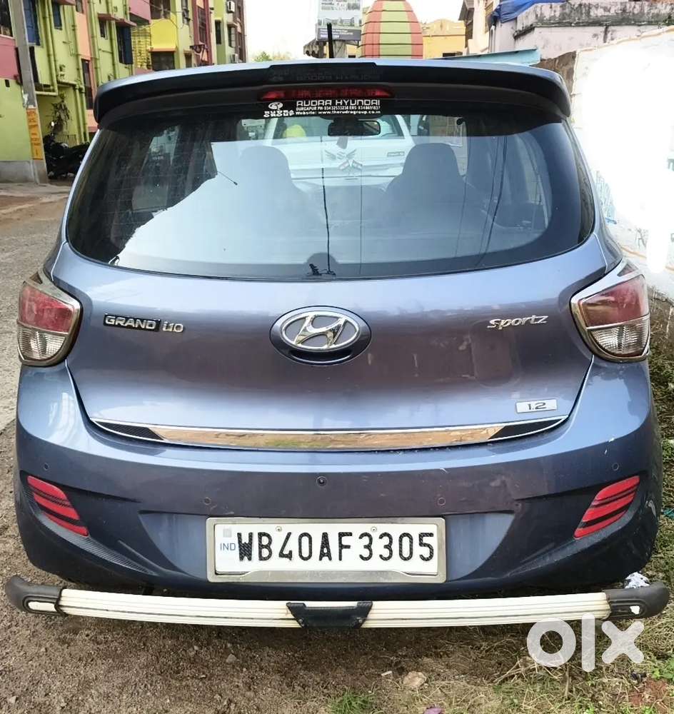 Well-maintained Hyundai Grand I10 Sportz 1.2 Petrol (2016)