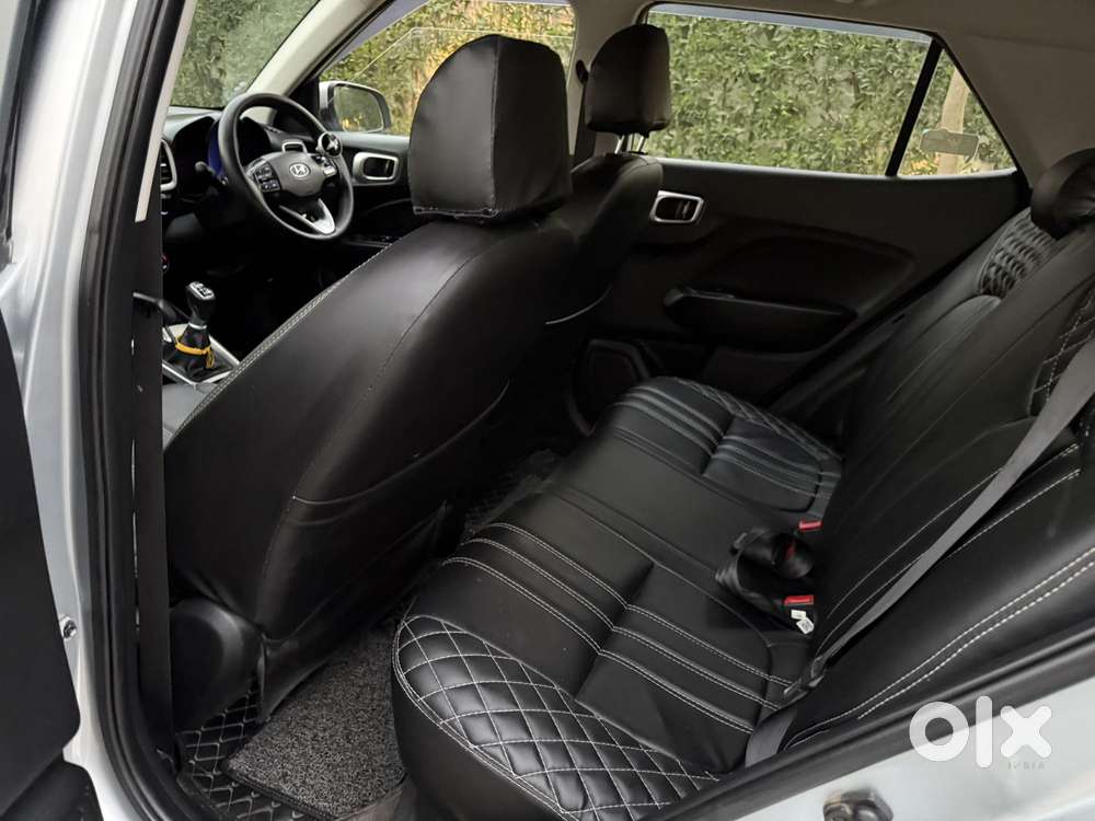 Hyundai Venue Sx (o) Mt 1.5 Diesel, 2020, Diesel